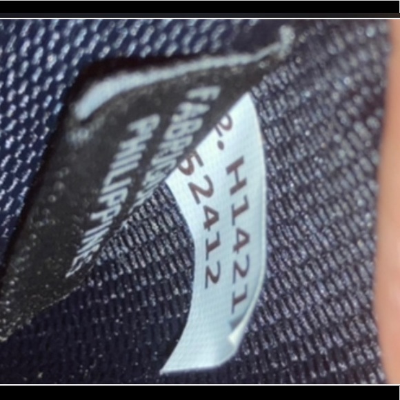 Coach - Picture 7 of 8